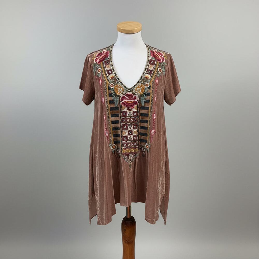 Johnny Was blush velour embroidered blouse, size S